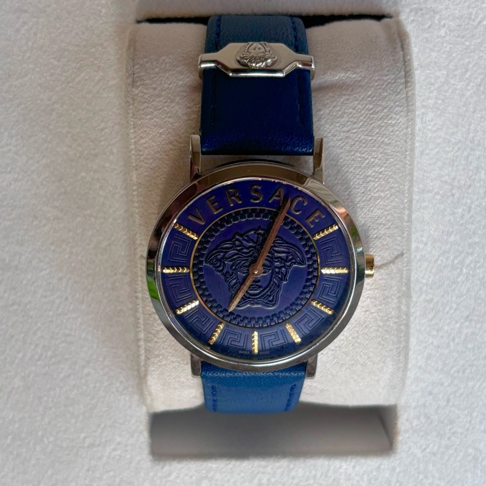 Versace Runway V-Essential Medusa Embossed Watch 🔥